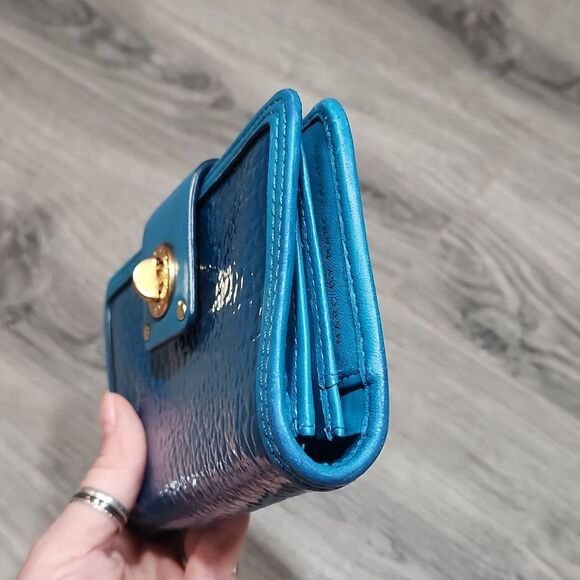 RARE Marc By Marc Jacobs Turquoise Leather&Patent Turnlock Carteira Azul Wallet - Picture 4 of 9